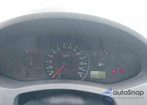 2005 Ford Focus Zx4 из США, поврежденный, VIN 1FAFP34N95W101853